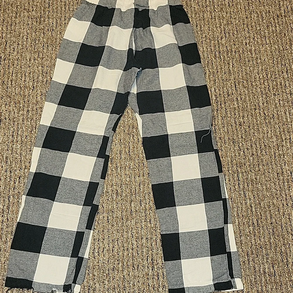 BUNDLE Plaid Pajama Bottoms - Black, White, Red - Picture 7 of 8